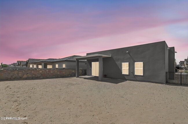 Building Photo - 14824 Sam Garcia Ave