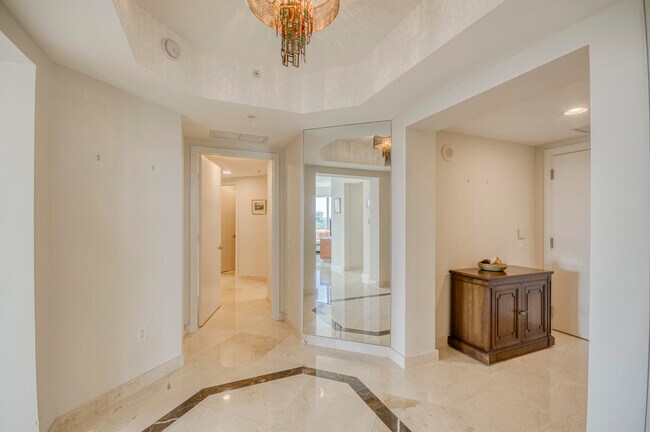Building Photo - 3630 Gardens Pkwy