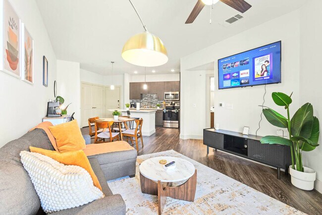 Primary Photo - 8122 Midtown Blvd