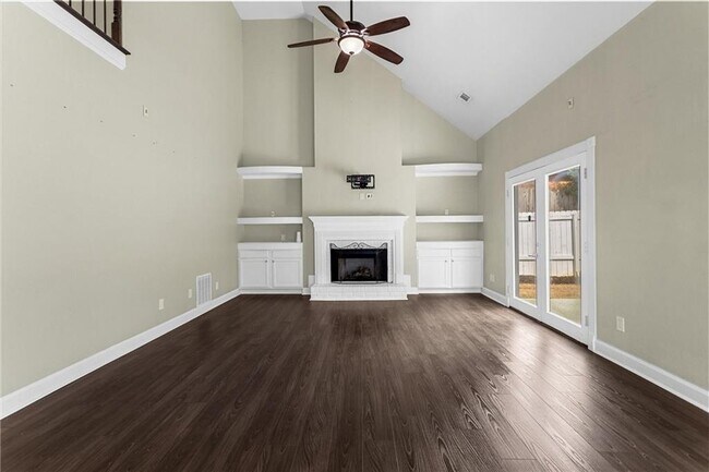 Building Photo - 11395 Brookhollow Trail