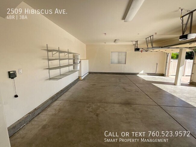 Building Photo - Best Deal in Vista!