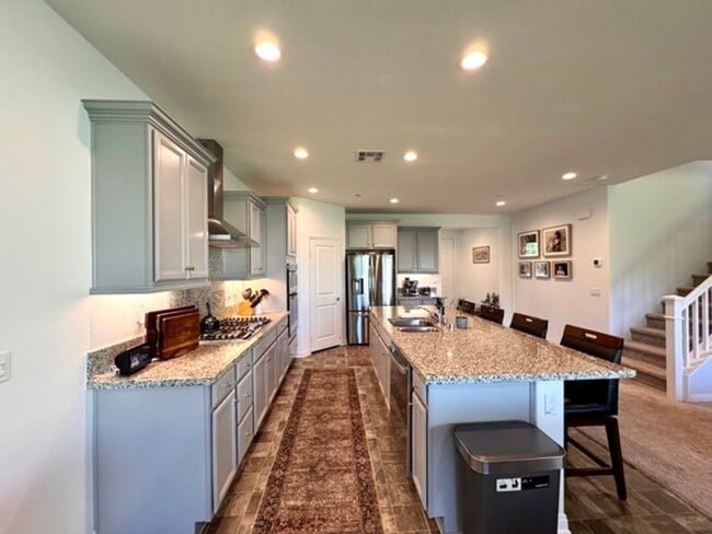 Building Photo - Welcome to this stunning two-story home located in the desirable Spencers Crossing community of M...