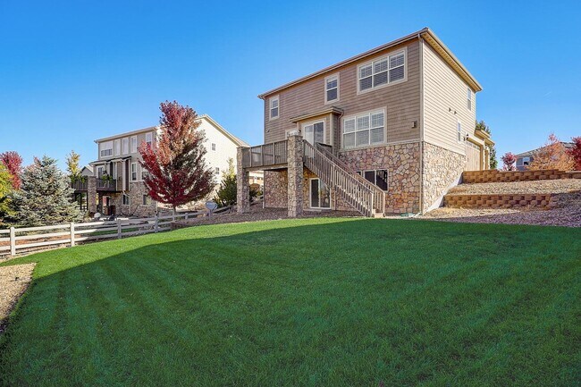 Building Photo - 16653 Edwards Way