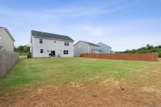 Building Photo - 152 Savannah Wood Rd