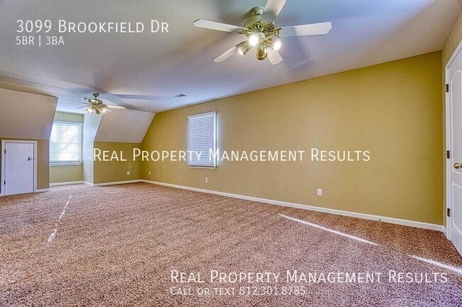 Building Photo - 3099 Brookfield Dr