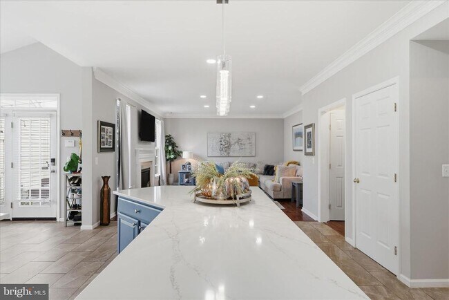 Building Photo - 6711 Selbourne Ln