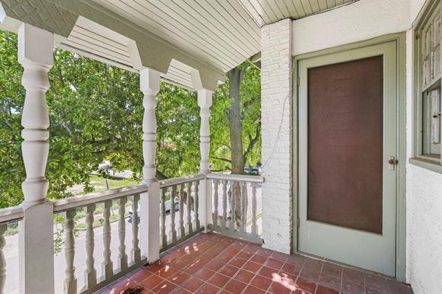 Building Photo - 6025 Lewis St