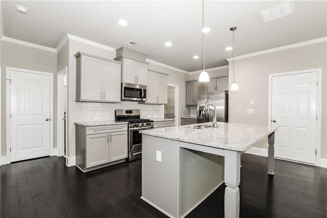 Building Photo - 6610 Trailblazer Rd