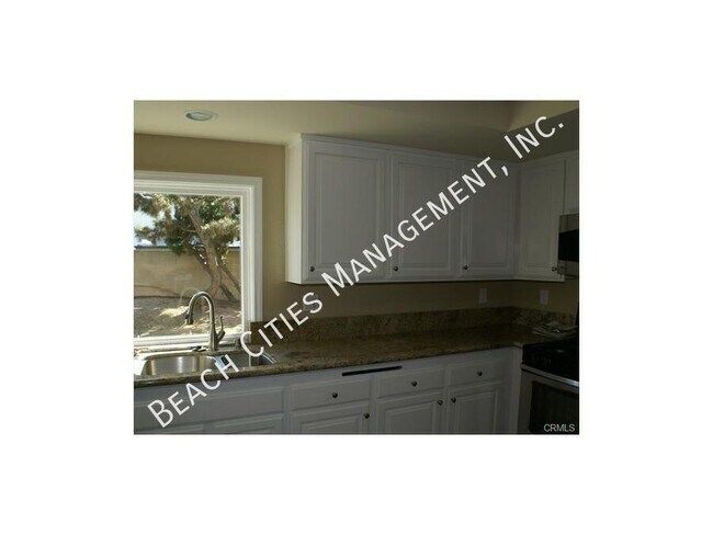 Building Photo - 6220 Ronald Dr