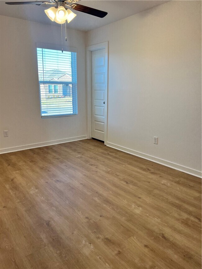 Building Photo - 3031 Amarillo