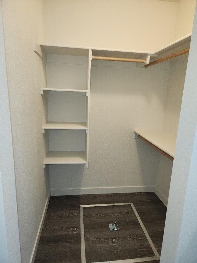 Building Photo - 3bedroom 2bath House