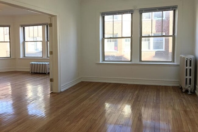 Floorplan - 5034-5046 S. Woodlawn Avenue