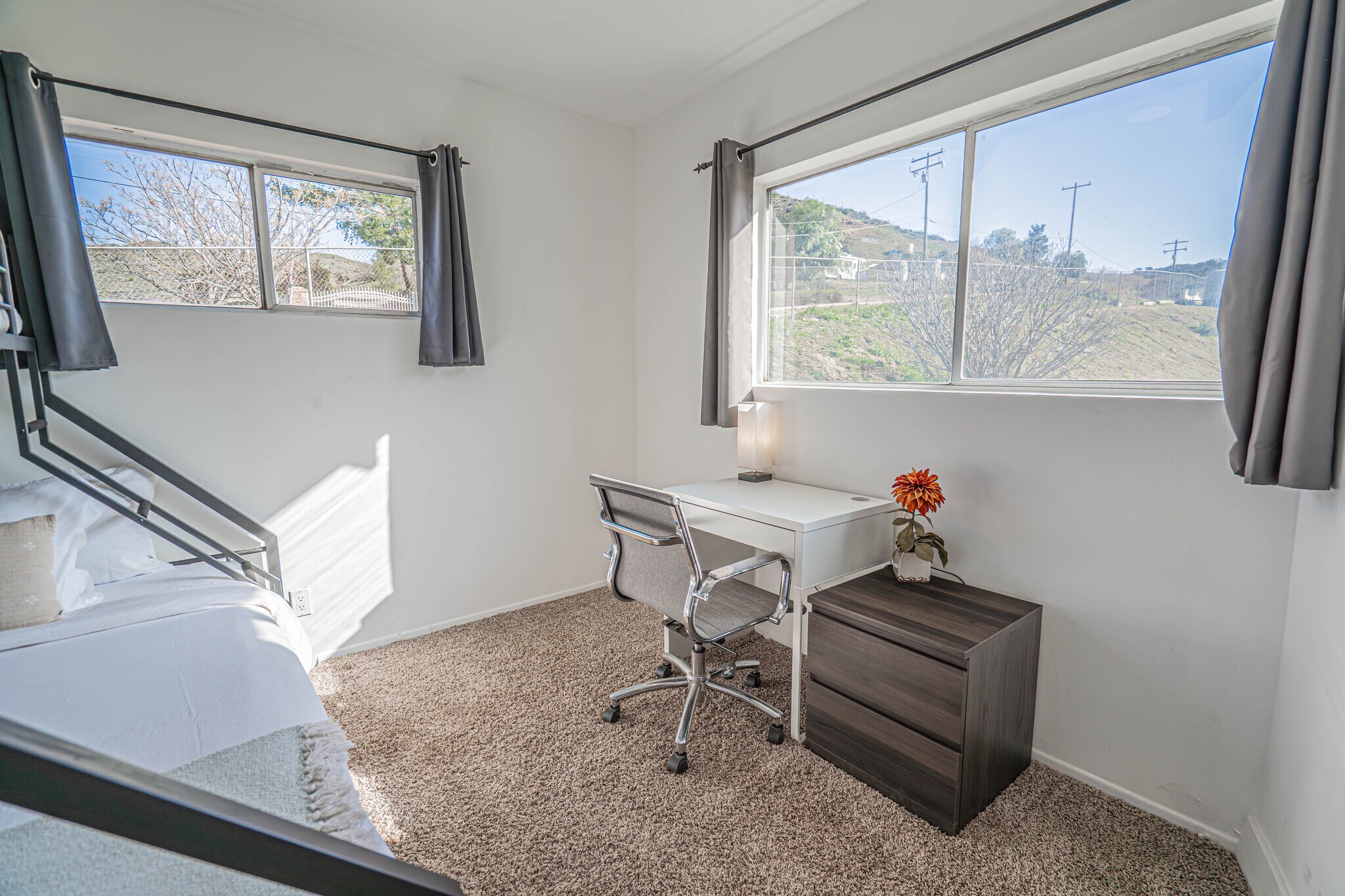 Building Photo - 35315 Glenwall St