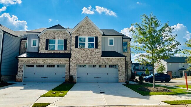 Building Photo - 690 Gabby Pt SW