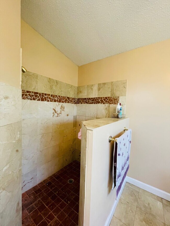 Building Photo - 18310 Burkholder Cir