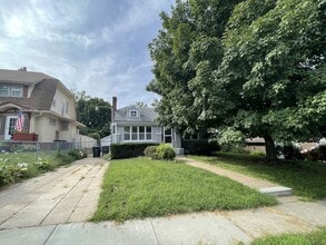 Building Photo - 2587 Titus Ave