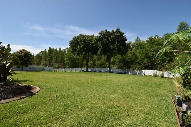 Building Photo - 5516 Garden Arbor Dr
