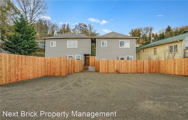 Building Photo - 3 br, 2 bath House - 1334 16th Ave S Unit B