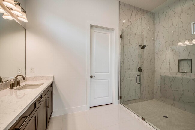 Building Photo - 9603 St Germain Dr