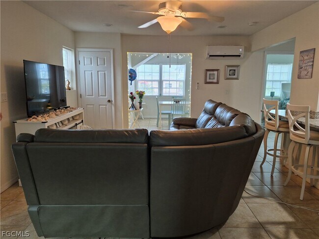 Building Photo - 254 Palermo Cir