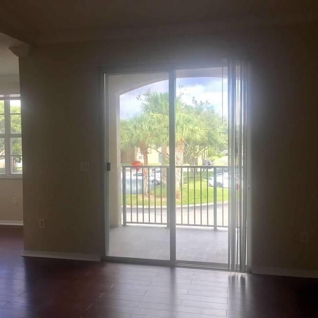 Building Photo - 15115 Michelangelo Blvd