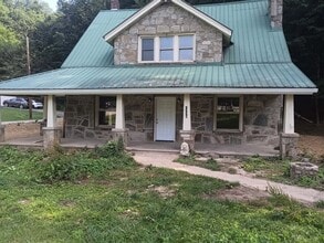 Building Photo - Coming Soon: House on AppleCart Stop!
