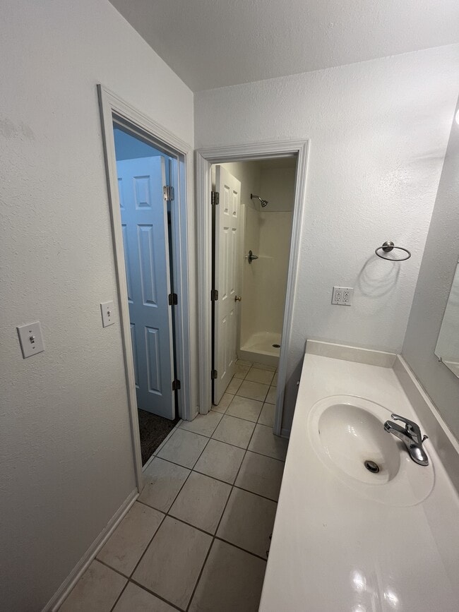 Building Photo - 509 Zoll St