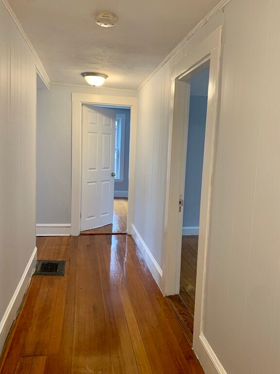 Building Photo - 136 Wrentham St
