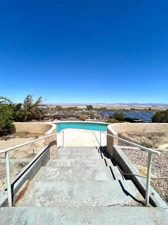 Primary Photo - Serene 3 Bedroom 1.5 Bath with Pool and Solar