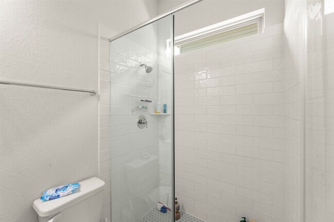 Building Photo - 1939 Shallow Canyon Ln