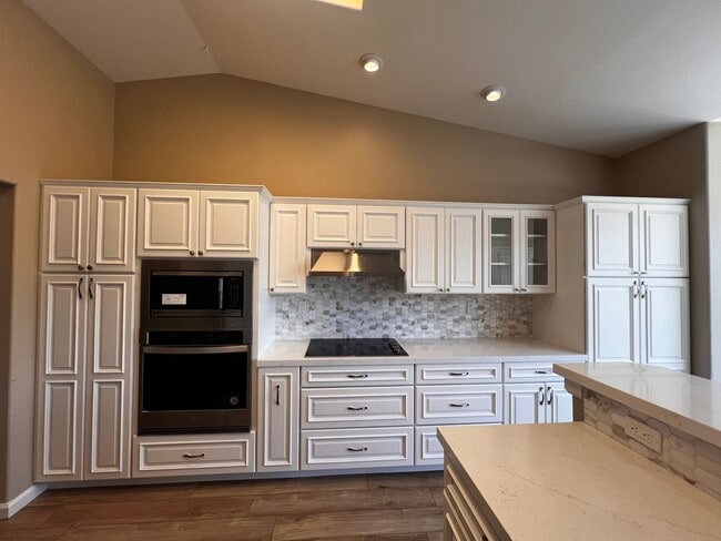 Building Photo - Must See! 3/2/3 Home in Minden, Winhaven n...