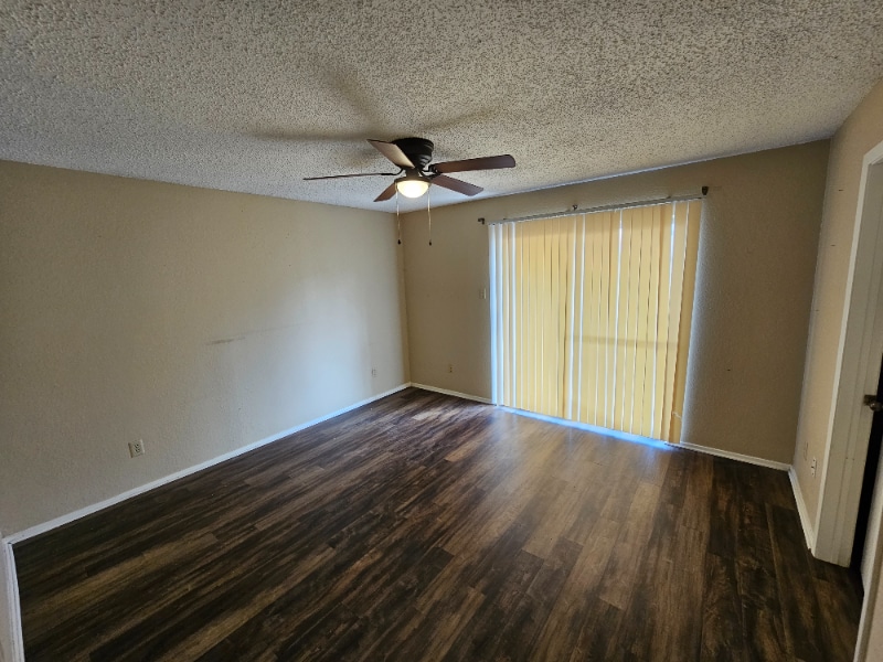 Building Photo - 2500 E Park Blvd