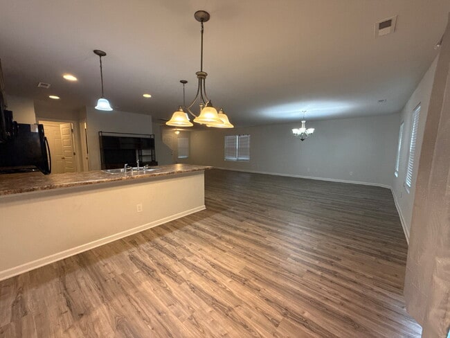 Building Photo - 101 Winstead Cir