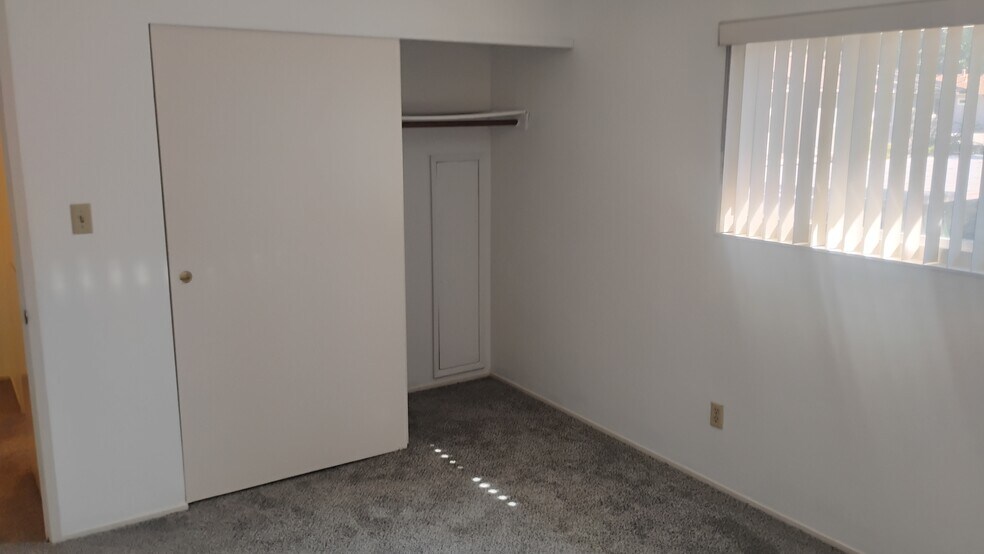 Bedroom - 8732 Woodman Way