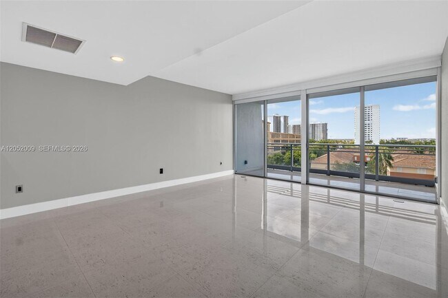 Building Photo - 2950 NE 188th St
