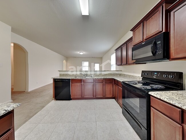 Building Photo - 1544 Park Trails Blvd