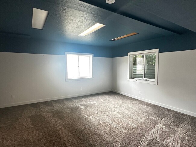 Building Photo - Great Home Available in Lehi!