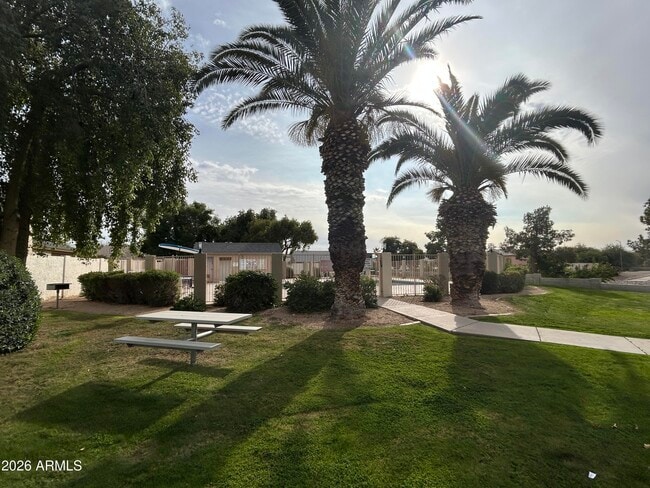 Building Photo - 8835 W Charleston Ave