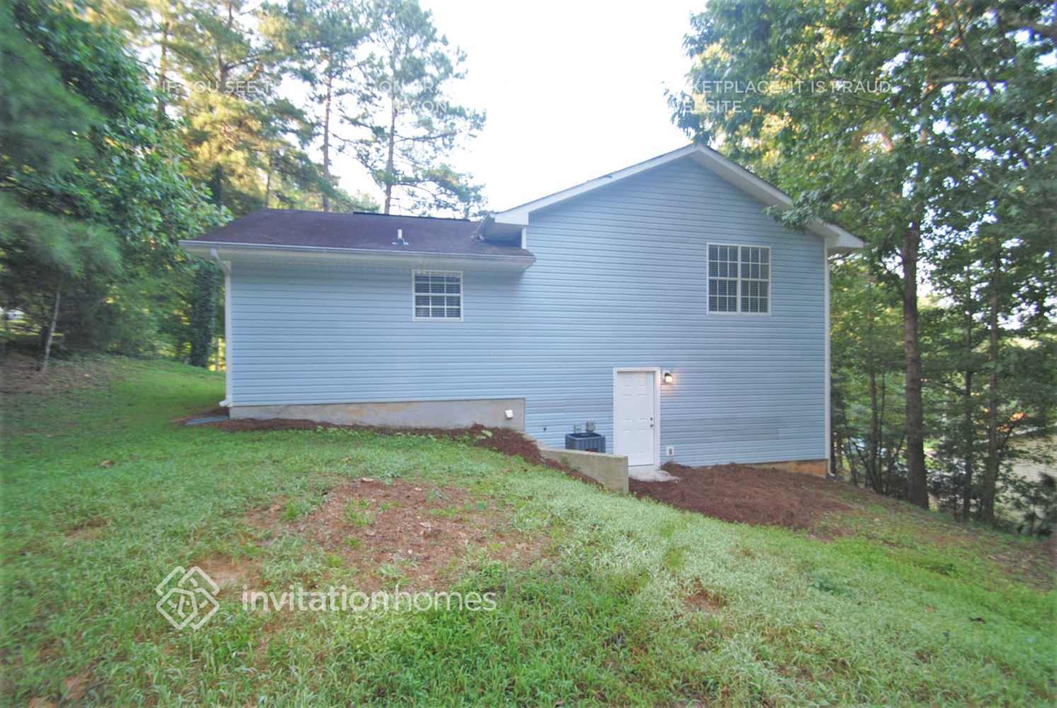 Building Photo - 6317 Mitchell Creek Dr