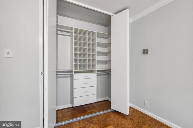 Building Photo - 4201 Cathedral Ave NW