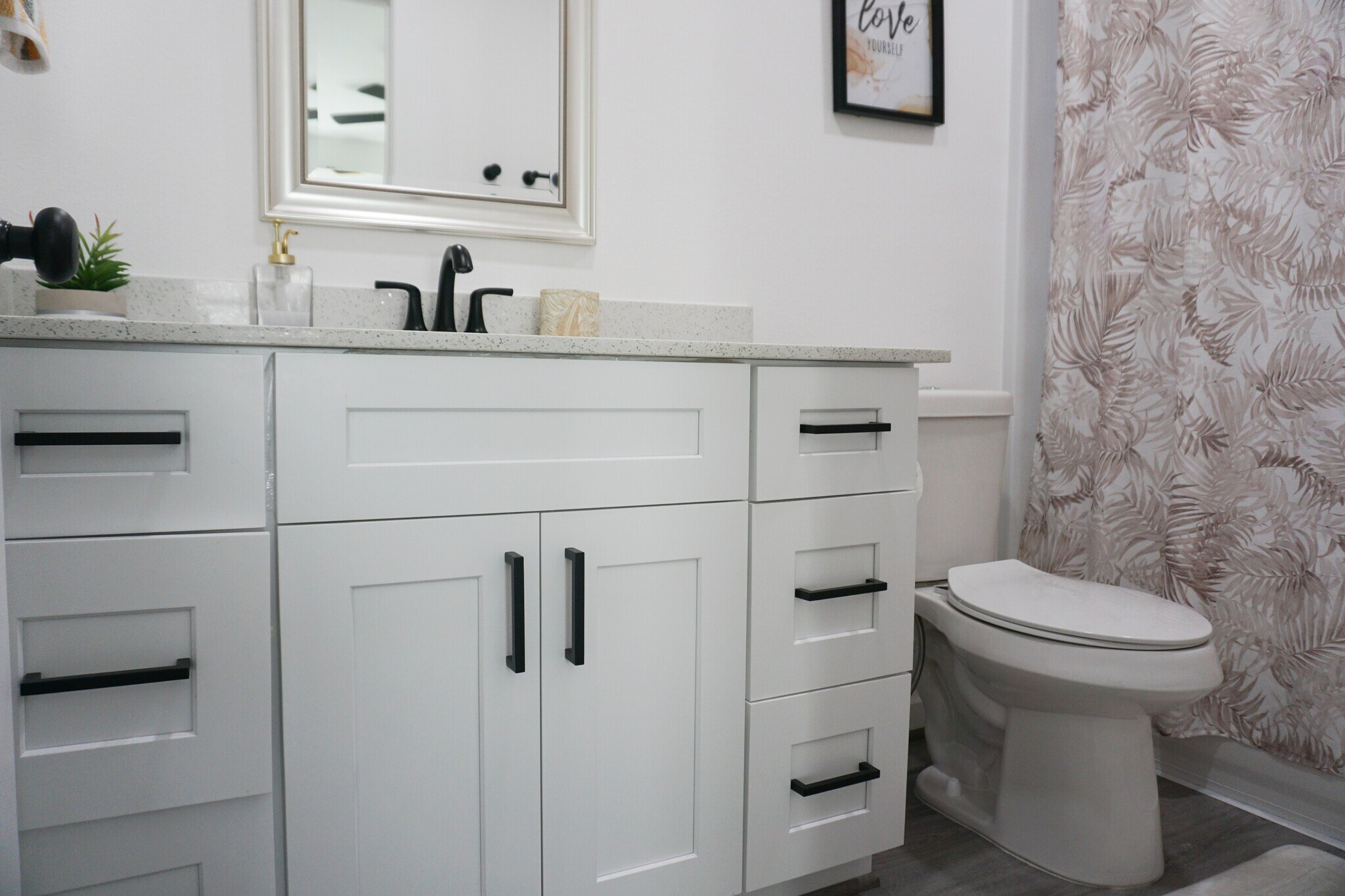 Building Photo - 8724 Peachtree St