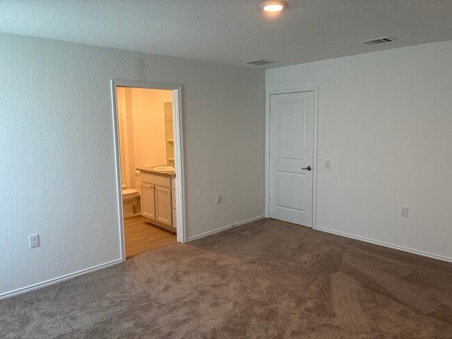 Building Photo - Charming 3-Bedroom Home in San Antonio – P...