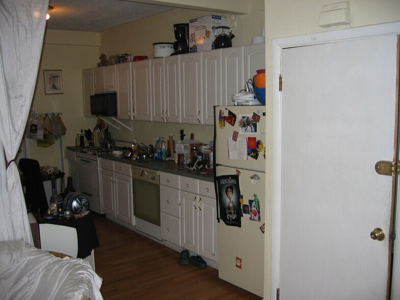 Building Photo - 3 Foster St