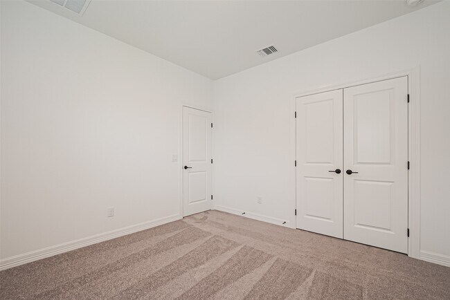 Building Photo - 5243 Trenton Arbor Ln