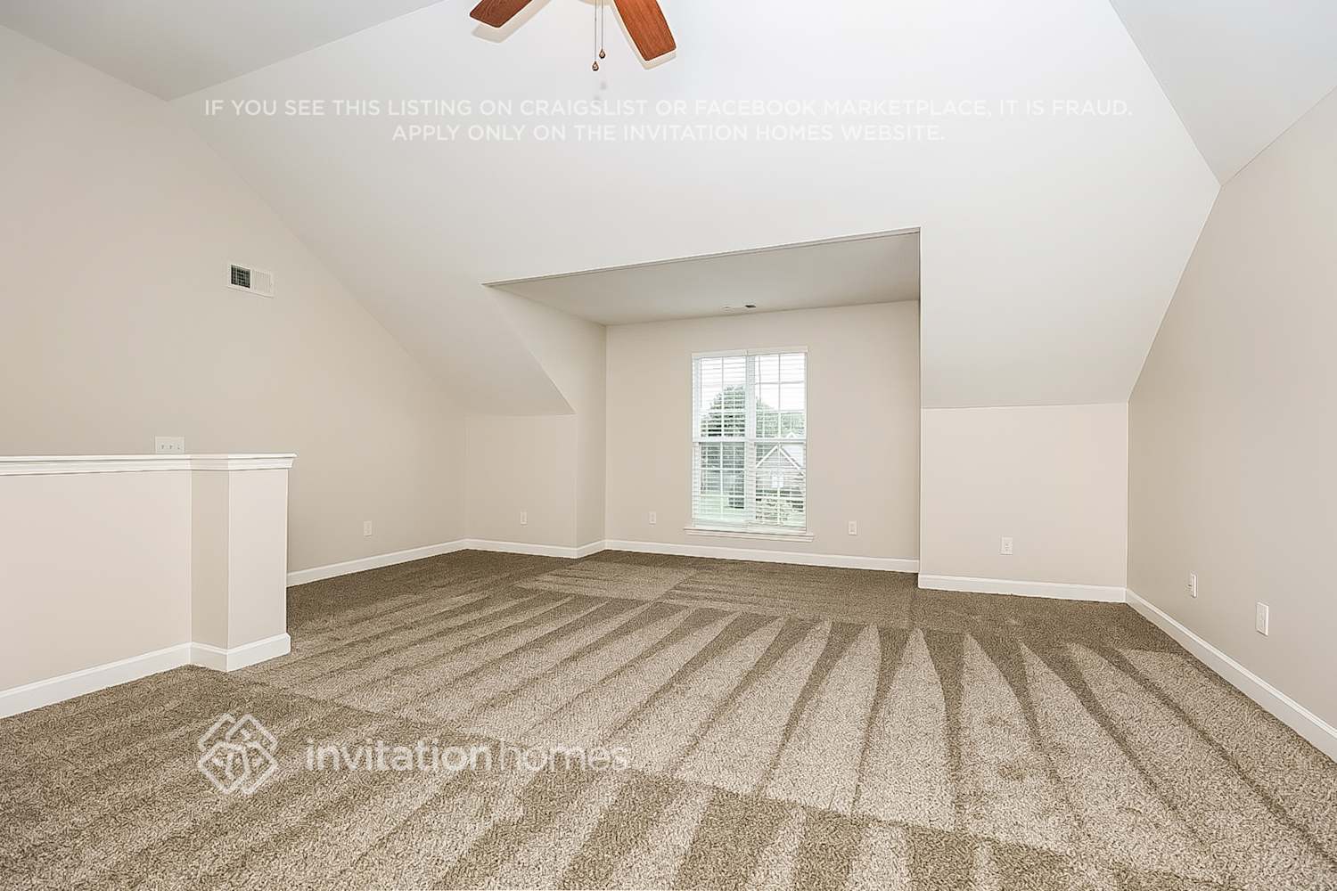Building Photo - 214 Glade Dr