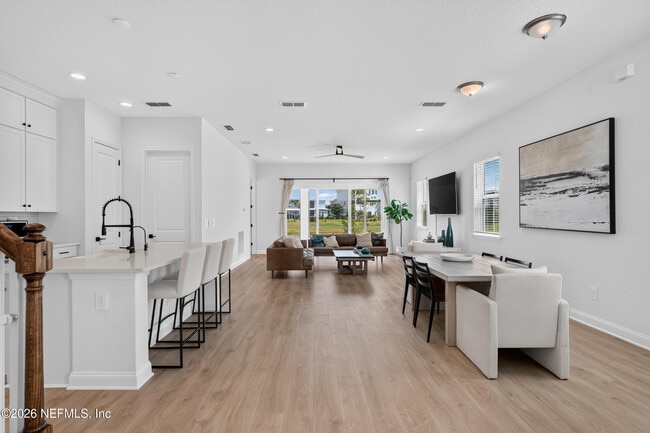 Building Photo - 342 Rum Runner Wy