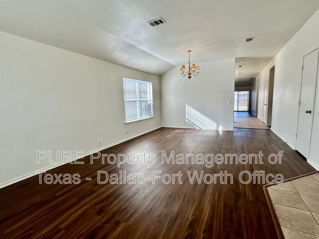 Building Photo - 1717 Wind Dancer Trail