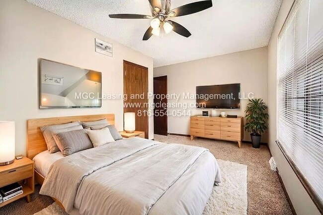 Building Photo - Millwood Townhomes & Apartments - Receive a $500 rent credit when you lease with us.