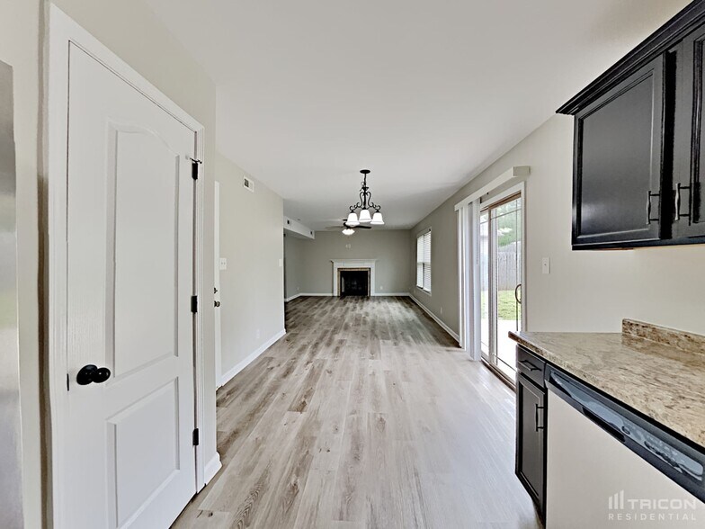 Building Photo - 1003 Orchard Hills Dr