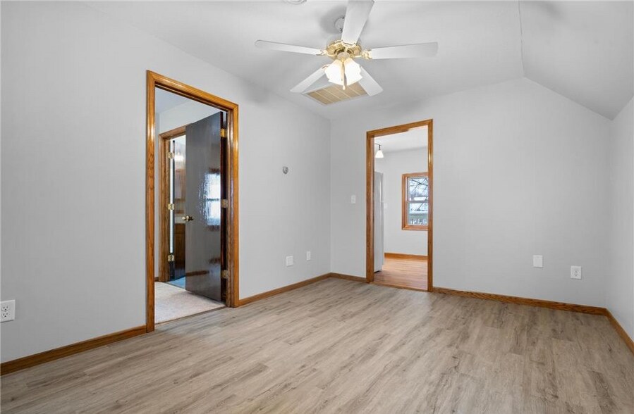 Building Photo - 1067 Hatch Ave